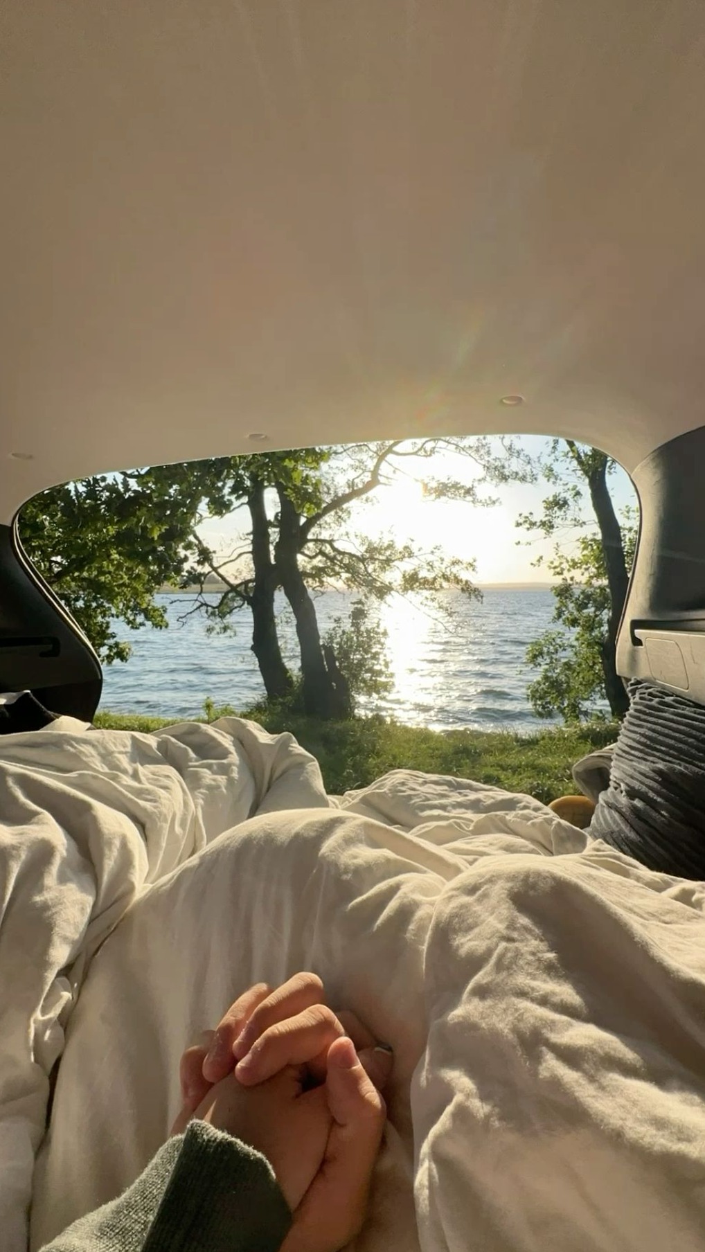 Celestial Encounters: Nuit Étoilée for True Soul Alchemy ⟐ poetry of falling in  323