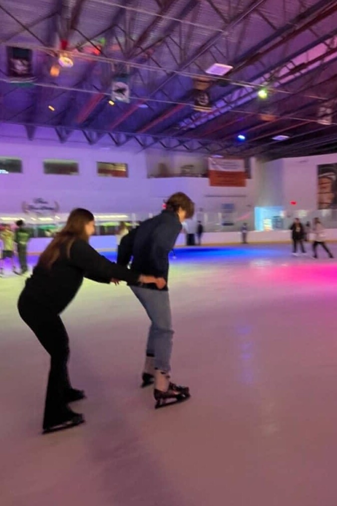 Elegant Romance: 33 Teen Date Ideas with a Dark Academia Flair ⟐ date night aest 857