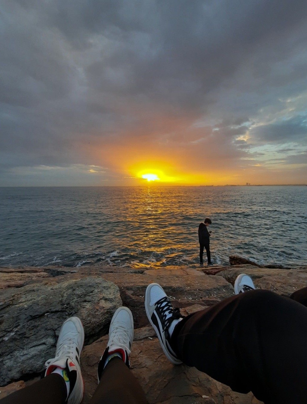 Golden Hour Soulmates: Finding Harmony in the Light of Connection • ☀️ 💡 700