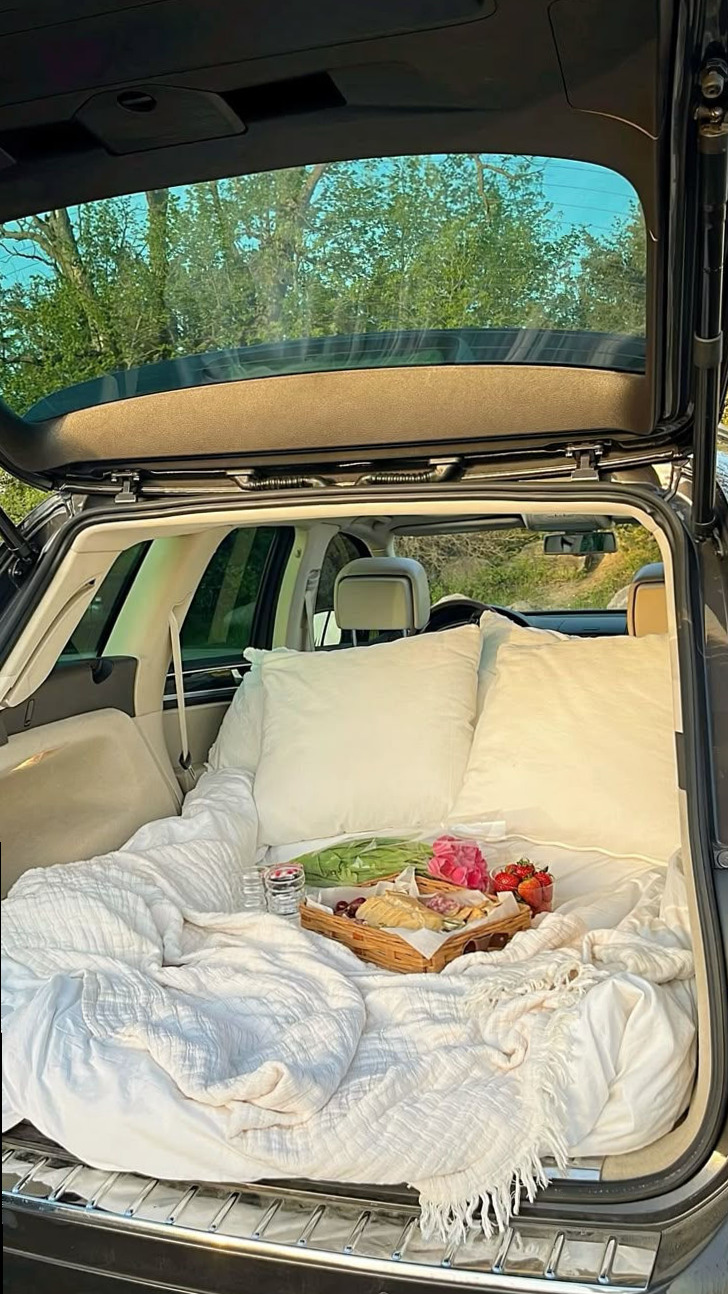 Soulful Encounters for Heartfelt Journeys ⟐ poetry of falling in love 376