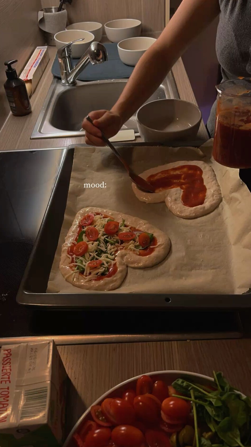 art of modern romance: ♟️ 🎬 Girls Night of Soulful Pizza & Celestial Vibes 870