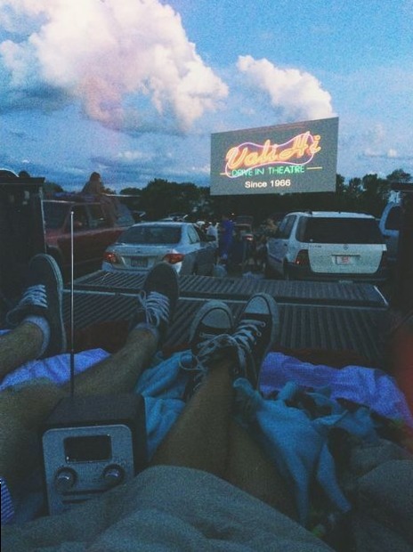 art of modern romance: 🔮 🦋 51 Summer Moments That Feel Like Fate 764