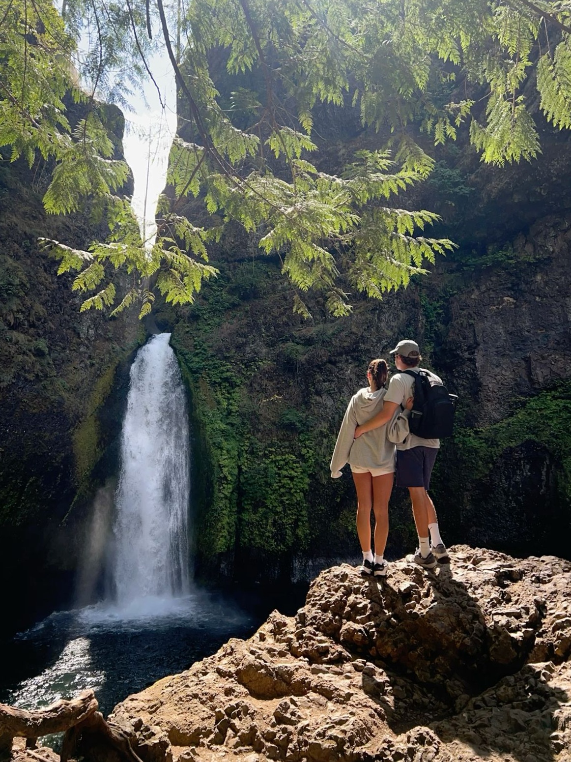 Mountain Hearts Entwined: Soulful Hikes & Timeless Bonds • ☀️ 792