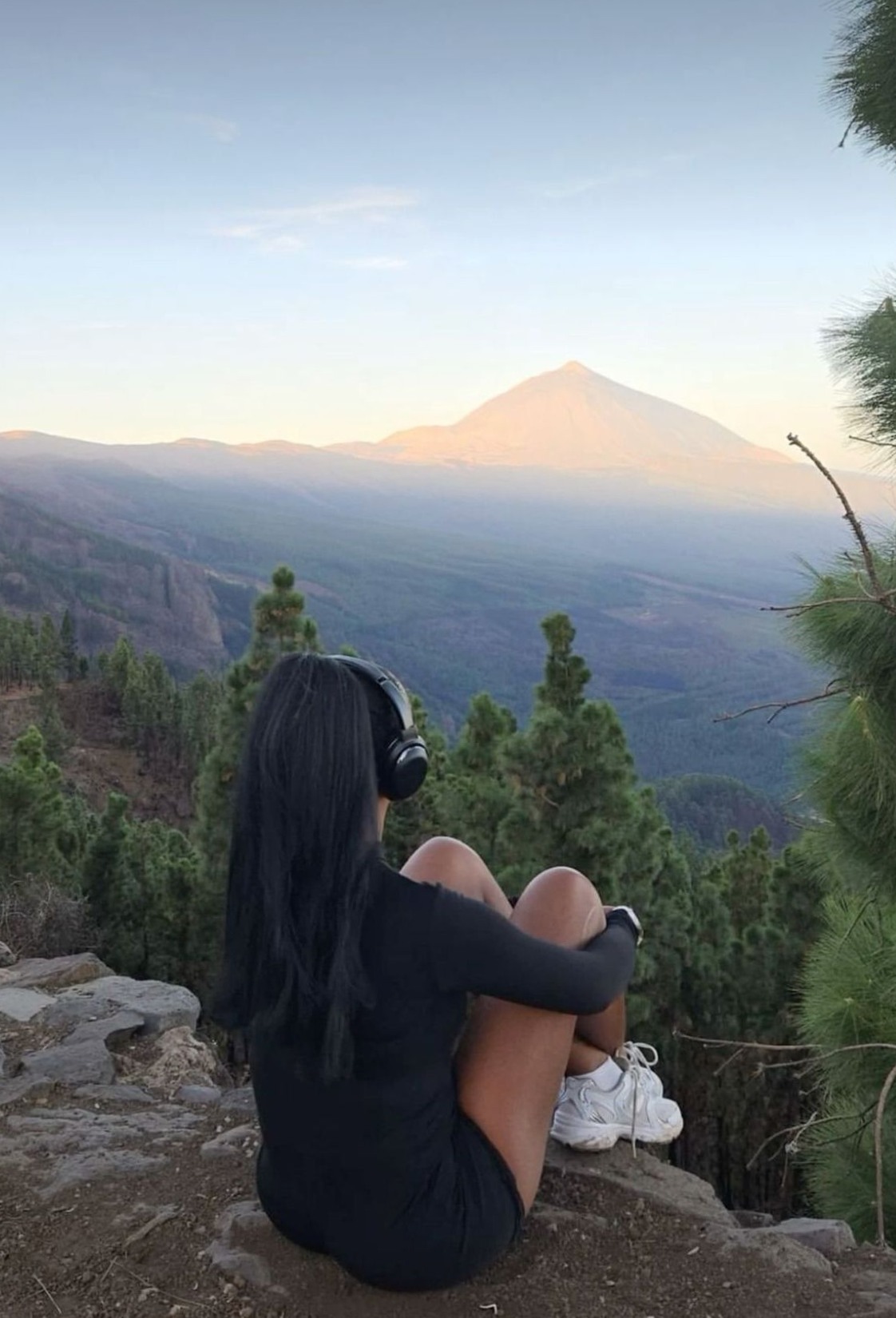 🎧 📸 🖼️ Self First: Crafting a Life of Deep, Purposeful Connection 812